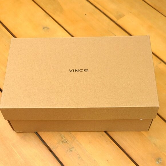 Vince. Tan Shoe Box Organizer New - Picture 1 of 5